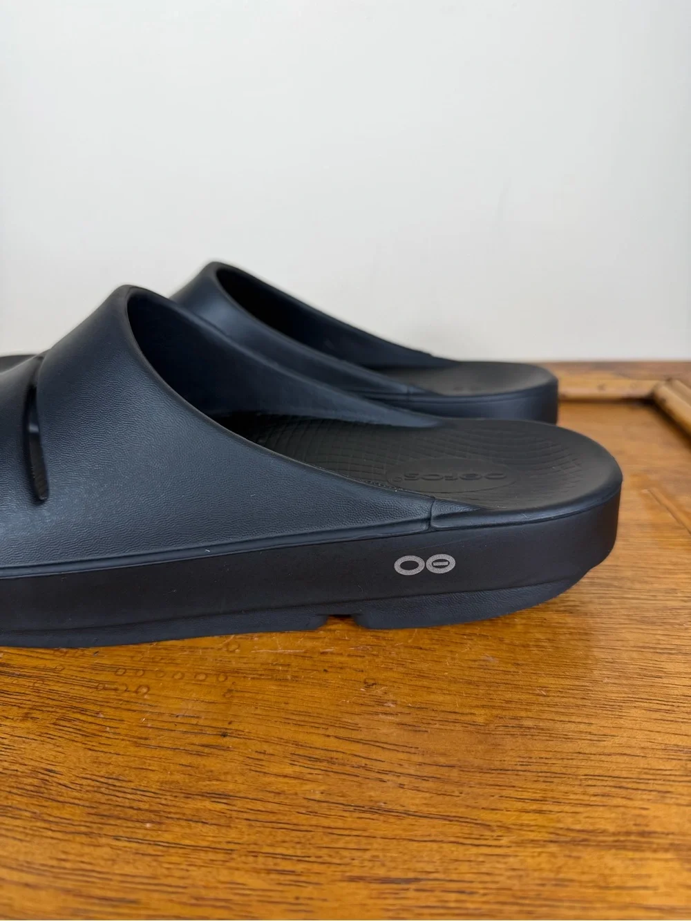 OOFOS OOahh Men’s Recovery Slide Sandals Black Size 10